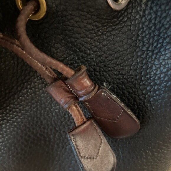 Vintage Dooney Bourke Leather Bucket Shoulder Bag Brown Pebbled Leather Red Tag - Picture 3 of 8